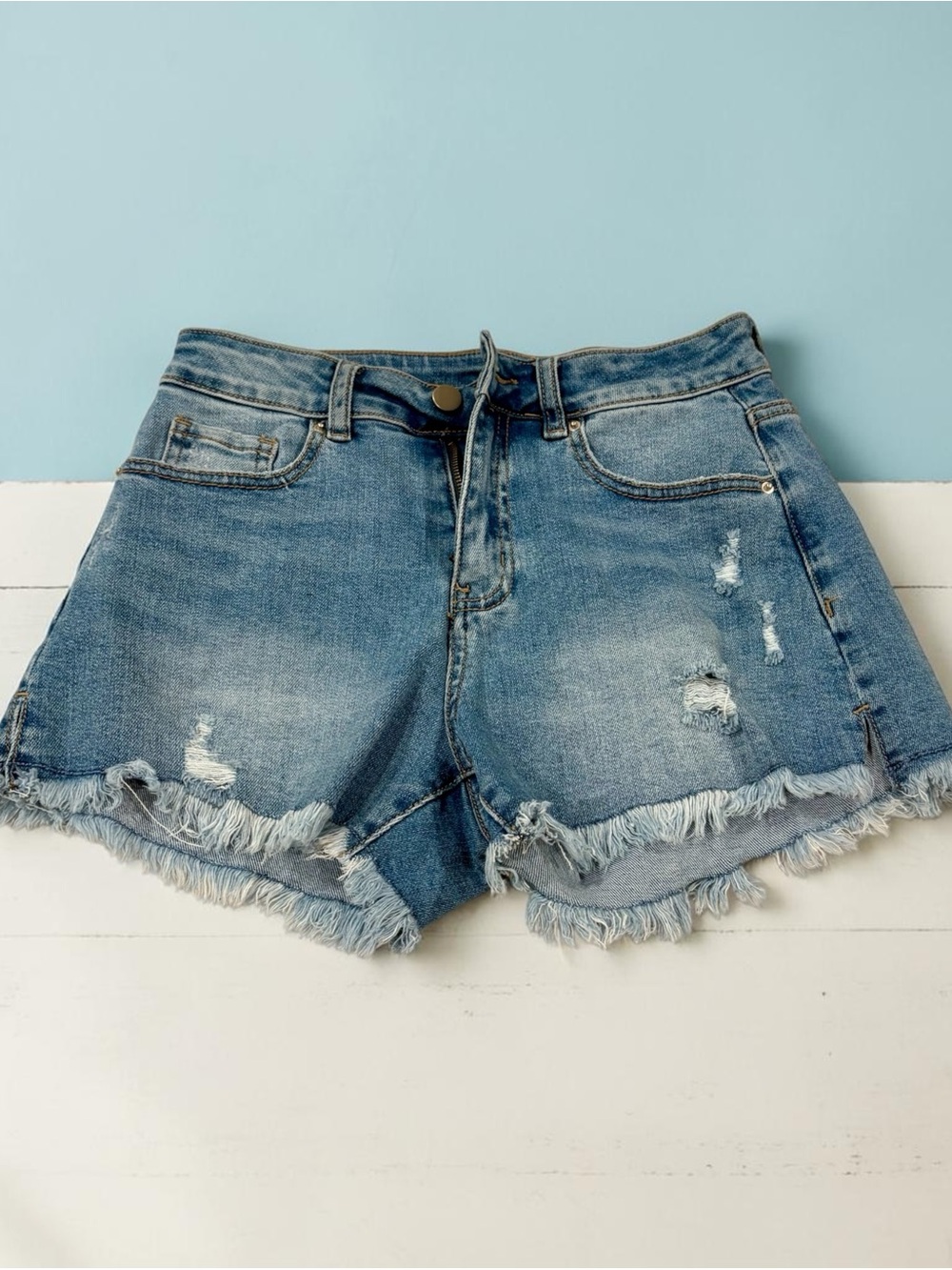 High-Rise Frayed Hem Distressed Denim Shorts - Blue